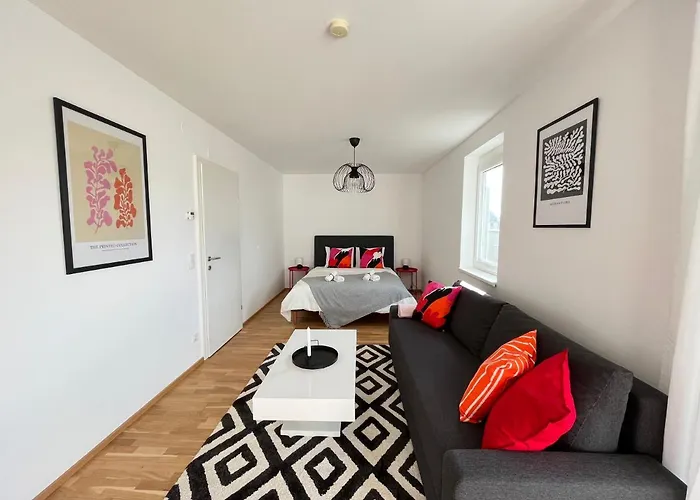 Penthouse Near Station With Free Parking Viena