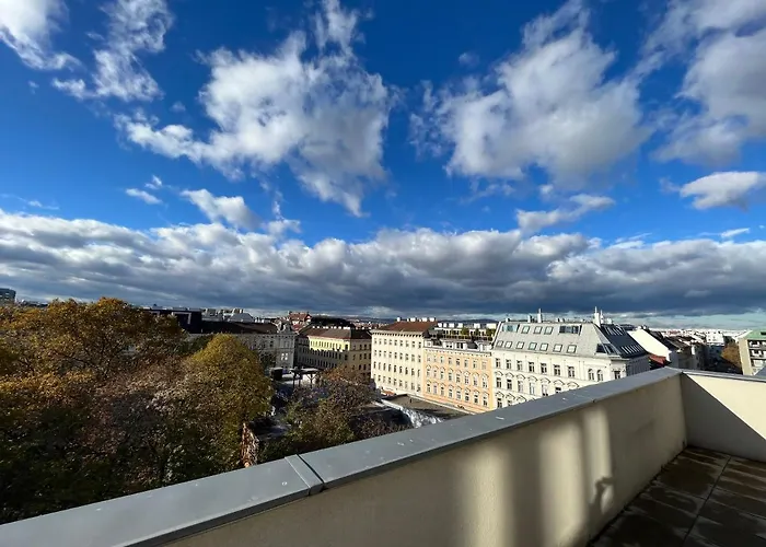 Apartamento Penthouse Near Station With Free Parking *