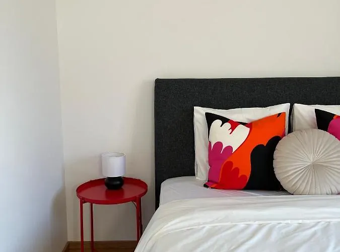 Penthouse Near Station With Free Parking * Viena