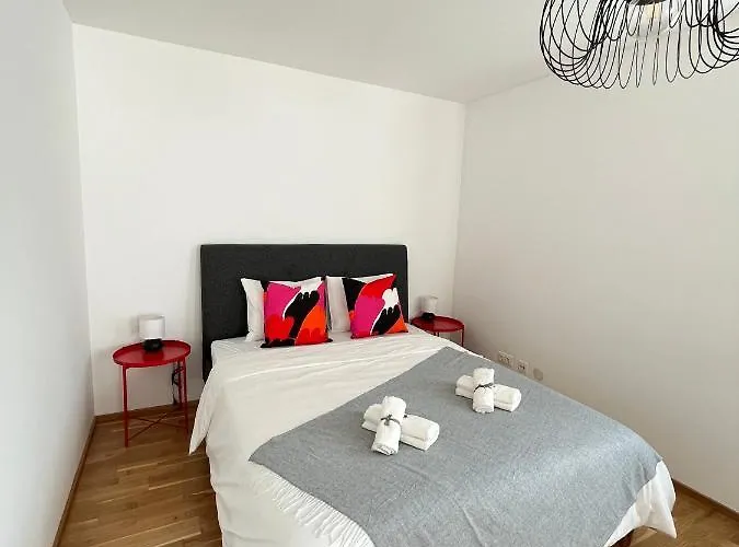 Apartamento Penthouse Near Station With Free Parking Viena